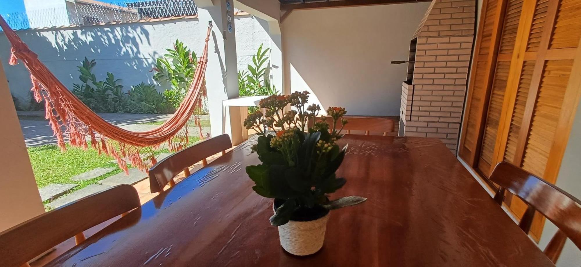 Casa de férias Casa Temporada Com Vagas Na Garagem Check-in E Check-out Flexiveis *